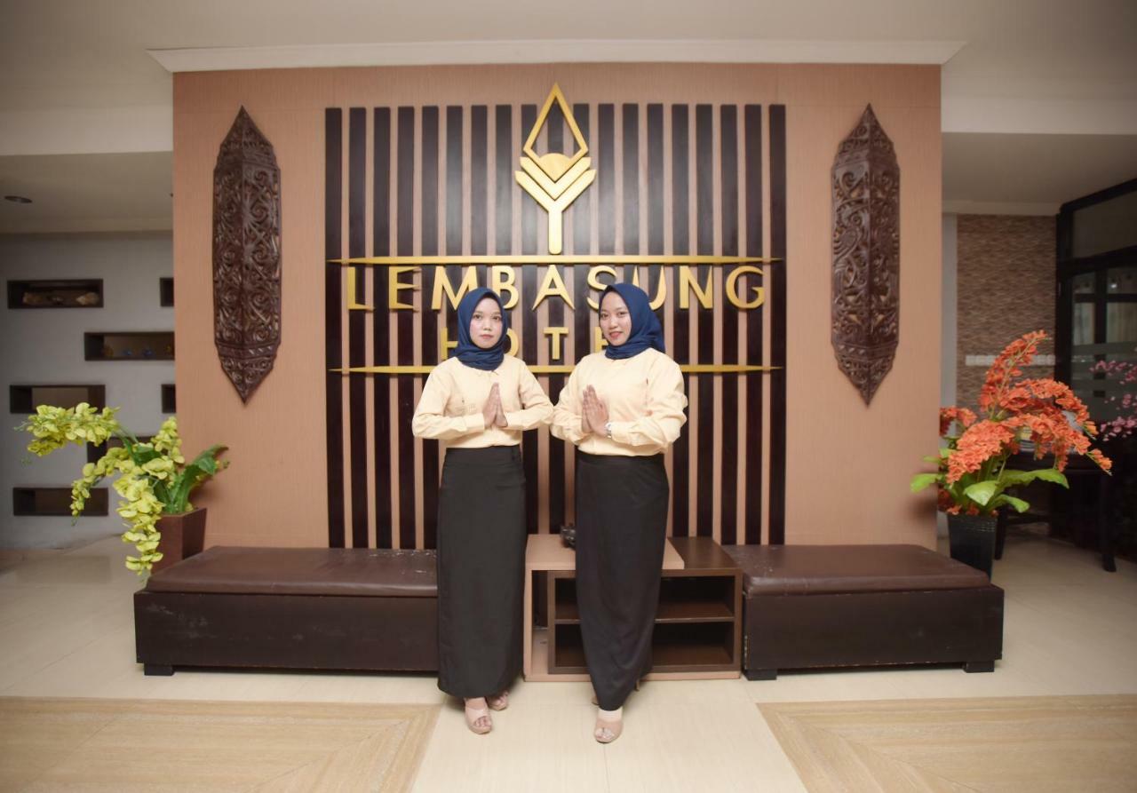 Lembasung Boutique Syariah Hotel Tarakan Buitenkant foto